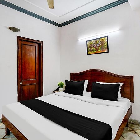 Hotel O Iconic Residency Neu-Delhi Exterior foto